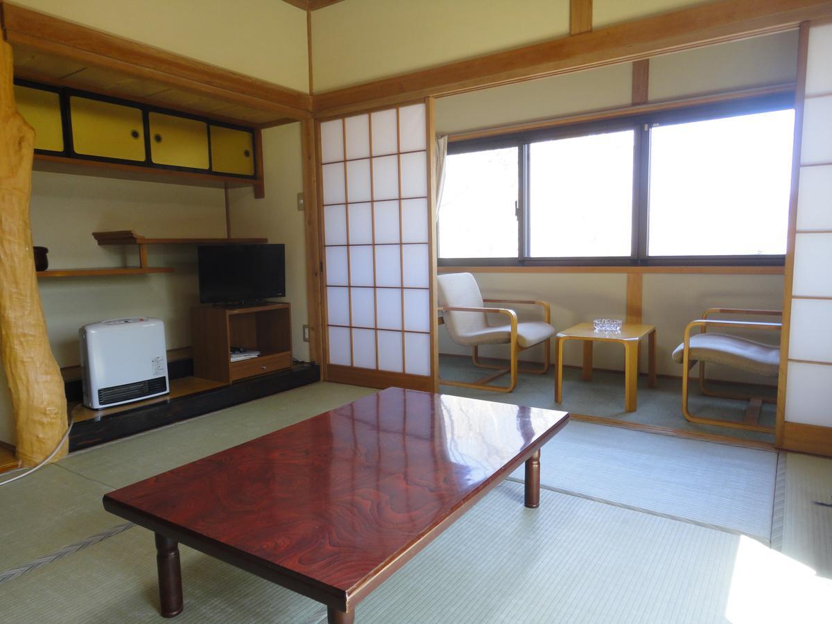 ホテル 山乃家 山中湖村 エクステリア 写真